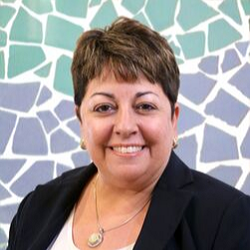 Donna Ennis